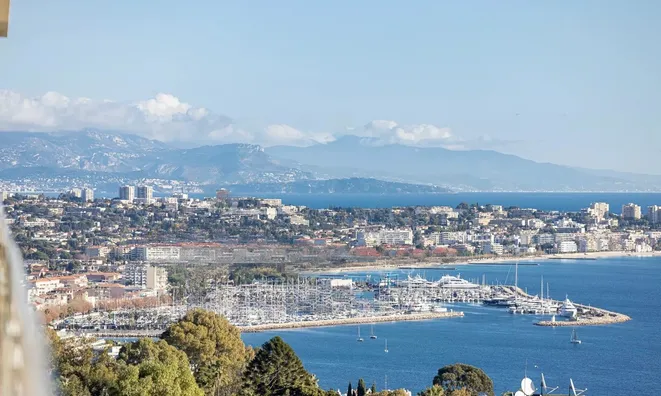 Недвижимость House Cannes: 22