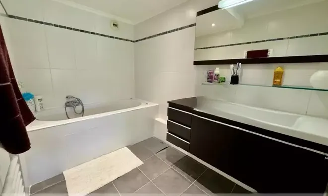 Недвижимость Villa Croix des Gardes: 13