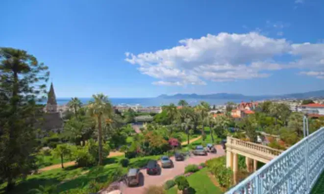 Недвижимость Estate Cannes: 3