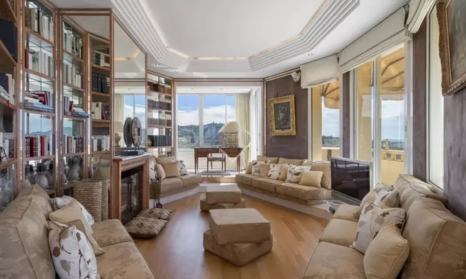 Недвижимость Villa Petit Juas: 10