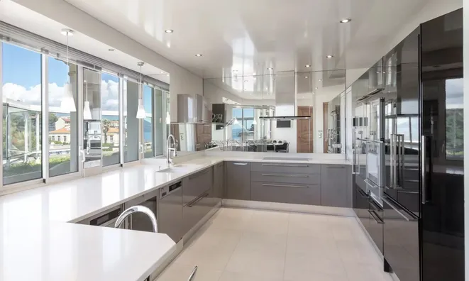 Недвижимость Villa Petit Juas: 13