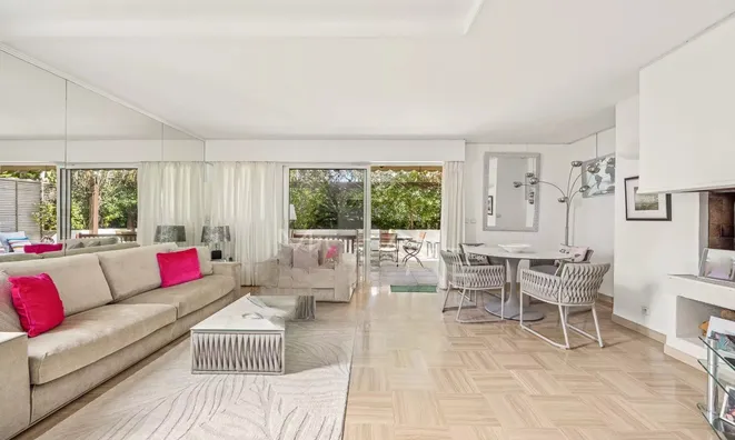 Недвижимость Villa Pointe Croisette: 3