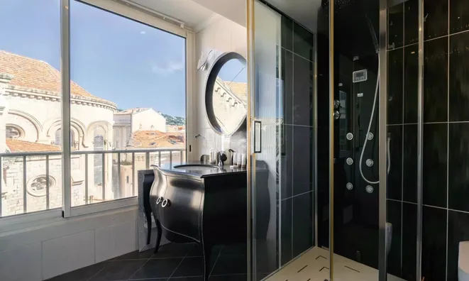 Недвижимость Villa Croix des Gardes: 10