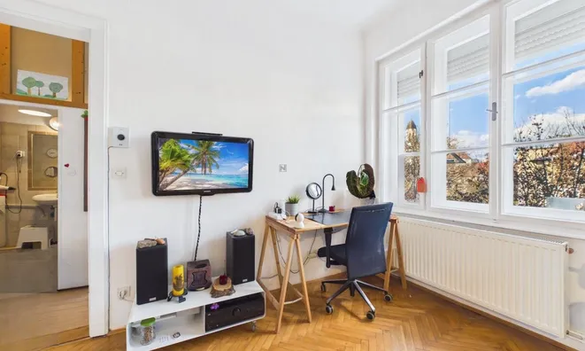 Недвижимость Однокомнатная квартира в центре: 3