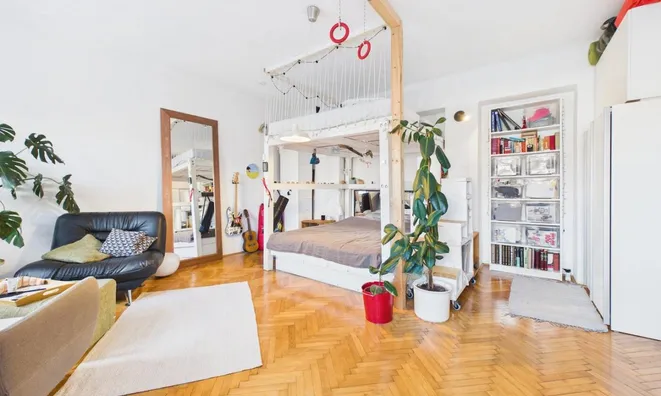 Недвижимость Однокомнатная квартира в центре: 4