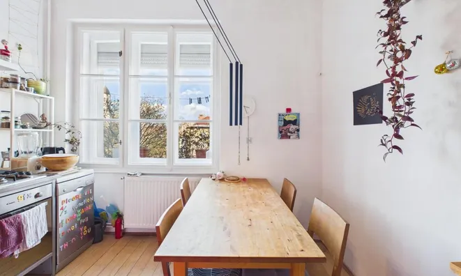 Недвижимость Однокомнатная квартира в центре: 12