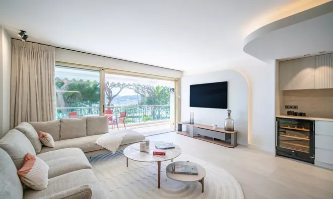 Недвижимость House Pointe Croisette: 4