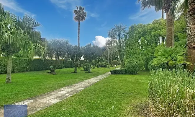 Недвижимость Villa Croix des Gardes: 8