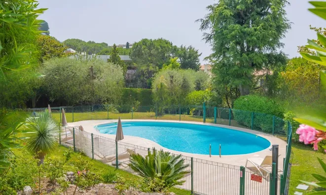 Недвижимость Villa Cannes Collines: 2