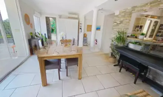 Недвижимость Villa Croix des Gardes: 17