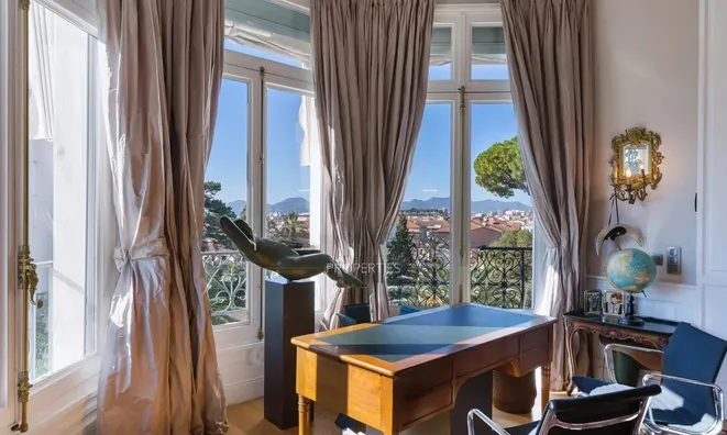 Недвижимость Villa Californie: 3