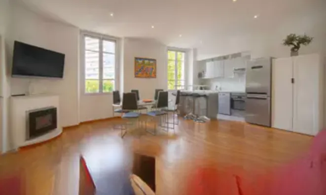 Недвижимость House Suquet: 9