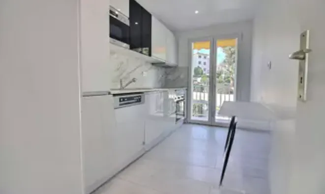 Недвижимость Villa Petit Juas: 5