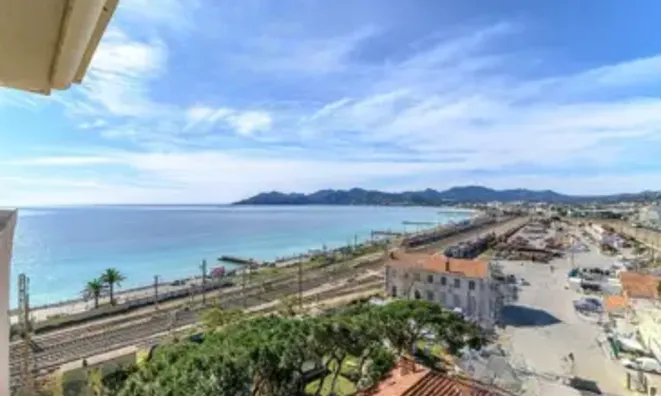 Недвижимость Villa La Bocca: 12