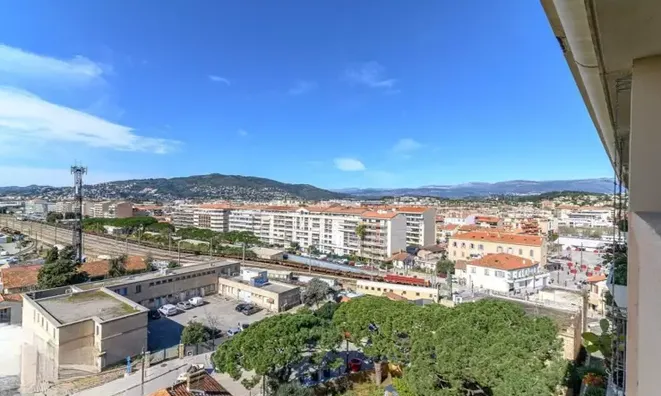 Недвижимость Villa La Bocca: 13