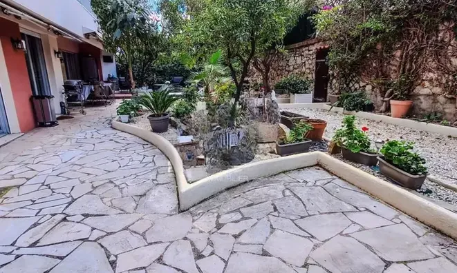 Недвижимость Villa Pointe Croisette: 1