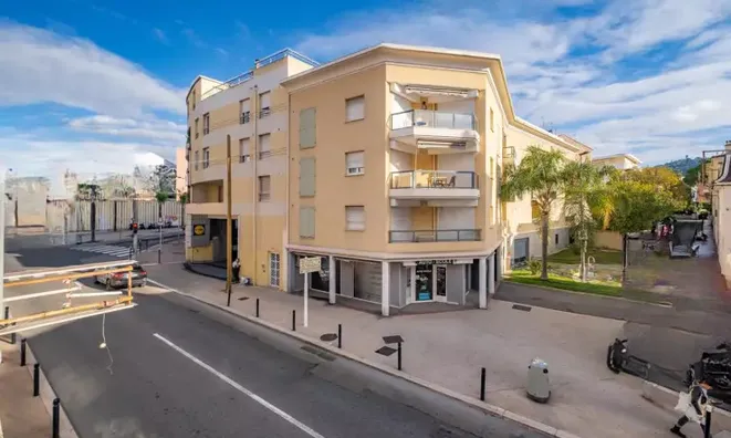 Недвижимость Villa Cannes République: 10