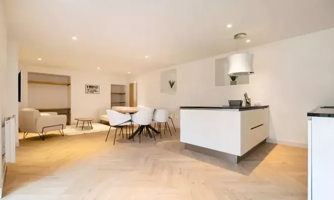 Недвижимость Villa Croix des Gardes: 1