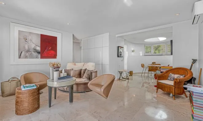 Недвижимость Villa Croix des Gardes: 8