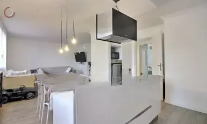 Недвижимость Villa Petit Juas: 3