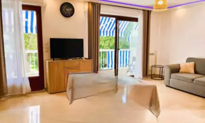 Недвижимость Villa La Bocca: 3