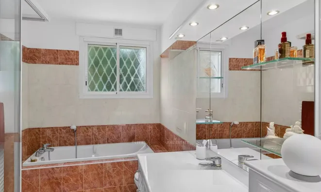 Недвижимость Villa Pointe Croisette: 13