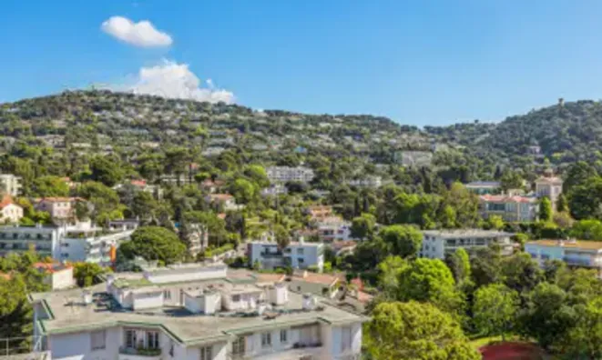 Недвижимость Property Type: Villa  
Location: Cannes, Californie  

Villa Californie: 8