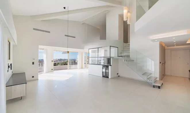 Недвижимость Villa Pointe Croisette: 5