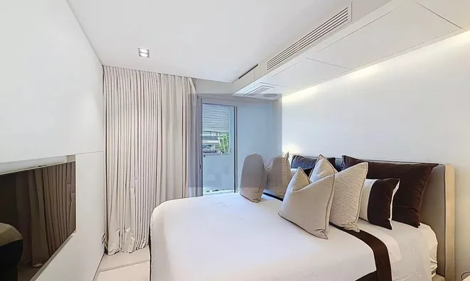 Недвижимость Property Type: Villa  
Location: Cannes, Centre-ville   

Villa Centre-ville: 4