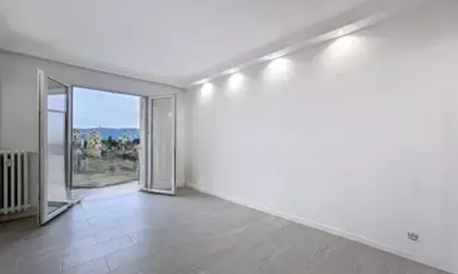 Недвижимость Villa Petit Juas: 2