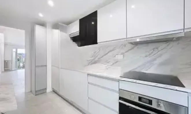 Недвижимость Villa Petit Juas: 3