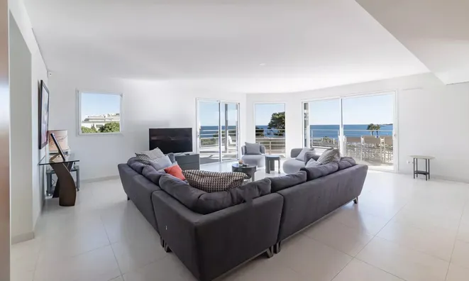 Недвижимость Villa Croix des Gardes: 6