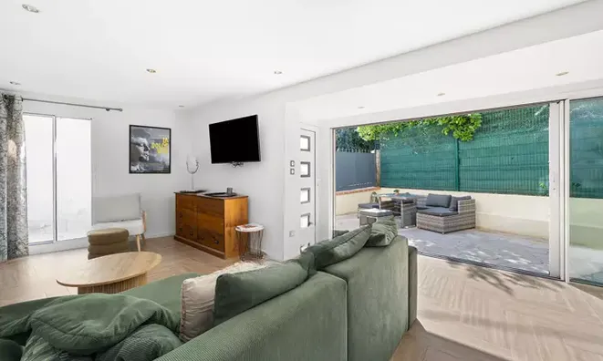 Недвижимость Residence République Cannes: 4