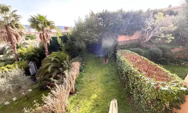 Недвижимость Villa Croix des Gardes: 4