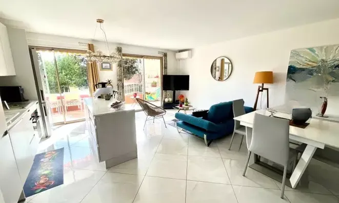 Недвижимость Villa Croix des Gardes: 10