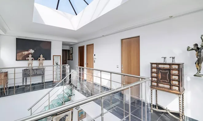 Недвижимость Villa Californie: 11