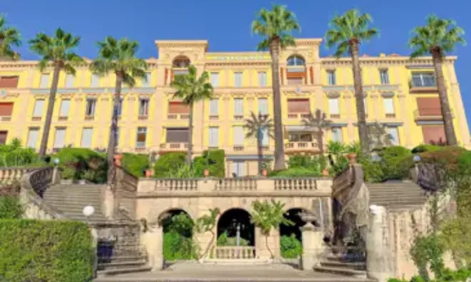 Недвижимость Villa Petit Juas: 2