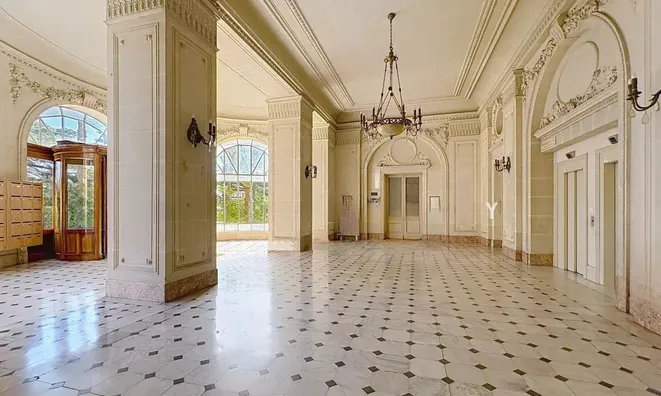 Недвижимость Villa Petit Juas: 11