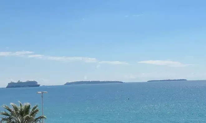 Недвижимость Villa Cannes La Bocca: 1