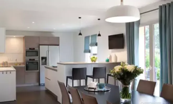 Недвижимость Villa Petit Juas: 2