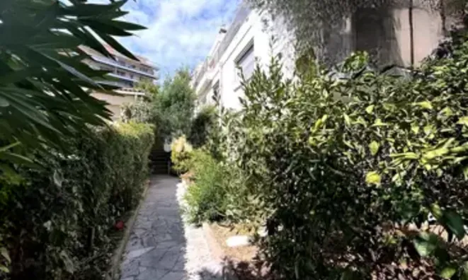 Недвижимость House Cannes République: 2