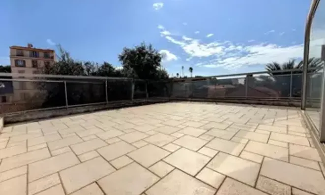 Недвижимость House Cannes République: 6