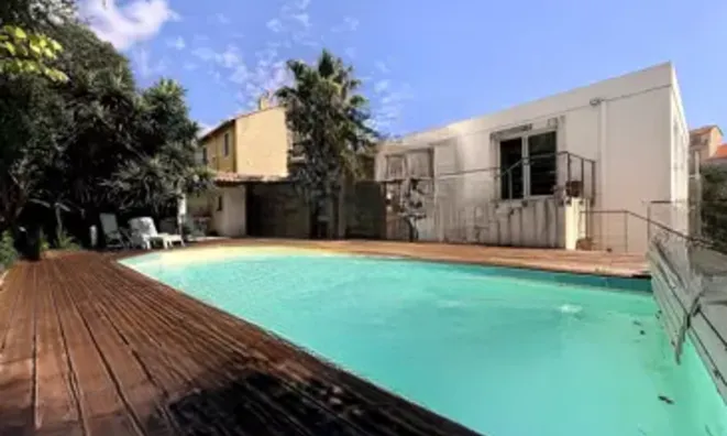 Недвижимость House Cannes République: 12