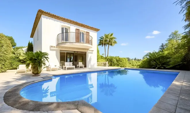 Недвижимость Villa Croix des Gardes: 2