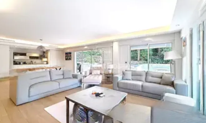 Недвижимость House Cannes: 2