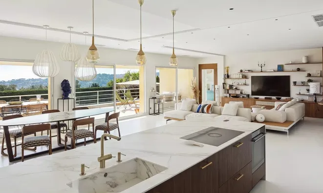 Недвижимость Property Cannes: 4