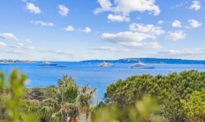 Недвижимость Villa Croix des Gardes: 12