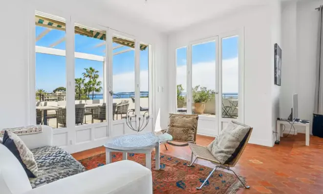 Недвижимость Villa Croix des Gardes: 16