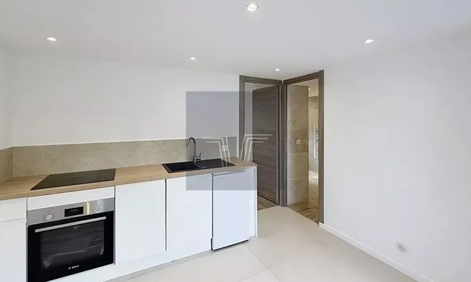 Недвижимость Villa Petit Juas: 10