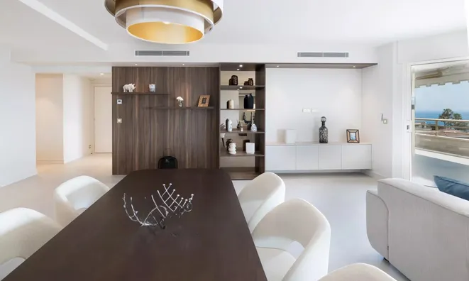 Недвижимость Property Type: Villa
Location: Cannes, Californie

Villa Cannes: 9